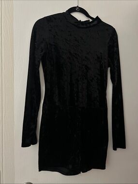 Hustler Hollywood Black Velvet Long-Sleeve Romper